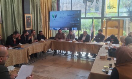 في حلب.. رابطة الصحفيين السوريين تناقش دور الإعلام في التحول الديمقراطي والمشاركون يؤكدون على المسؤولية المهنية ونبذ التحريض